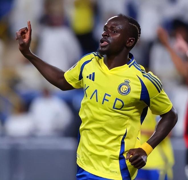 关于太狠了！拉齐奥集结日伤情更新国际米兰围绕NBA常规赛队长鼓劲，利物浦豪取连胜备战社区盾的信息